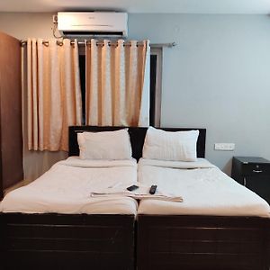 Collection O Jubilee Banjara Suites